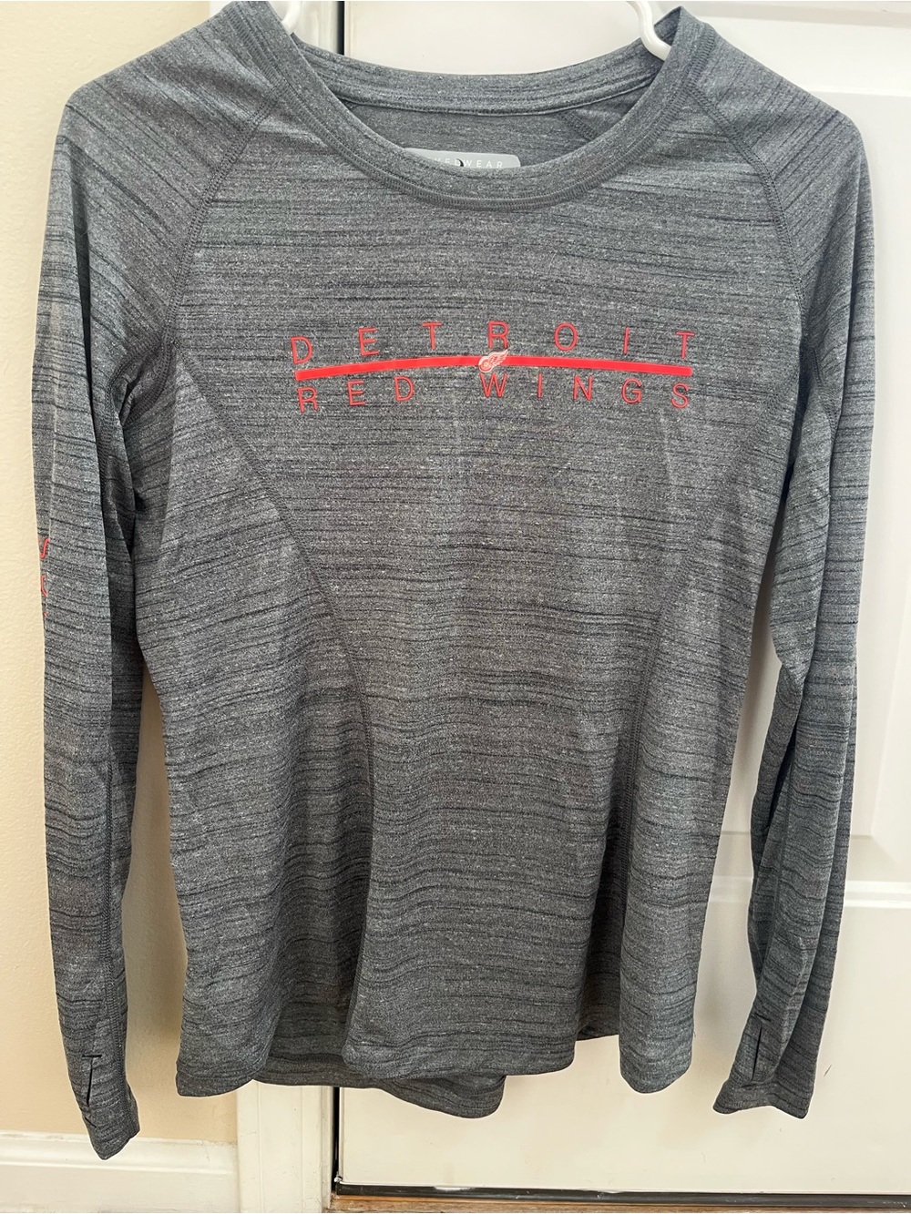 Detroit Red Wings Gray Long-Sleeve Performance Shirt!